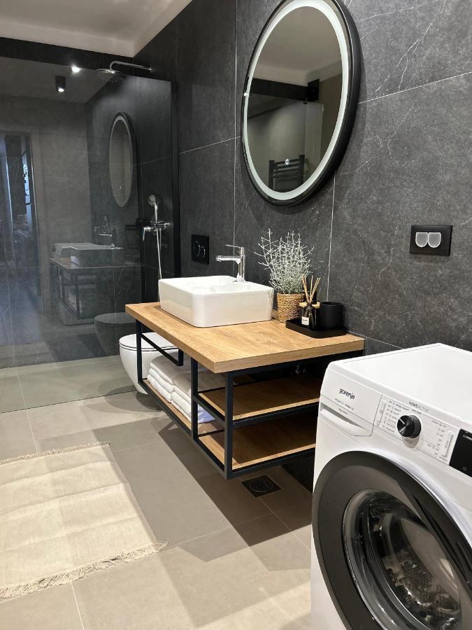 V Residence Apartments ราบัซ ภายนอก รูปภาพ